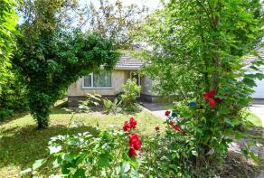 6, Charlton Close, Hordle SO41 0GH