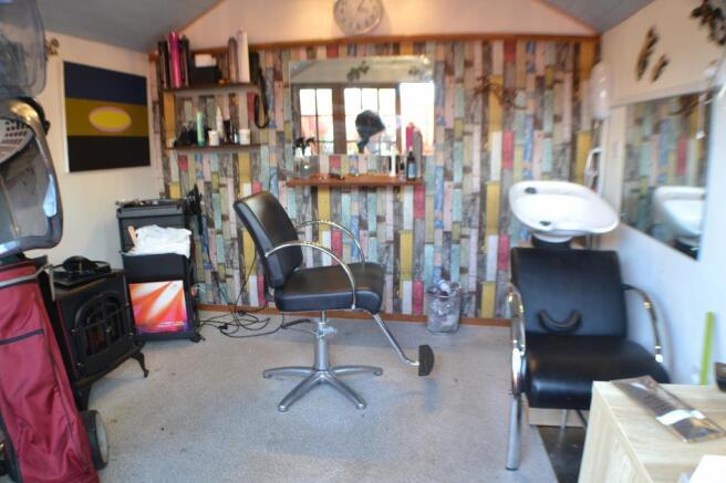 Photo 10