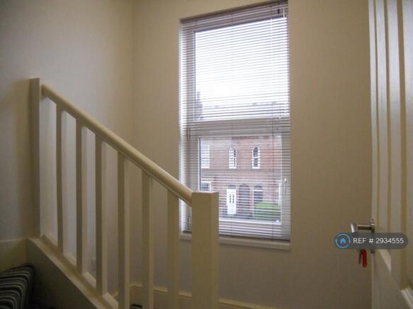 4 bed End of Terrace to rent Image 12