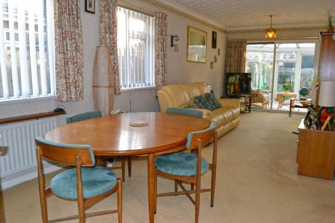 Sitting/Dining Room