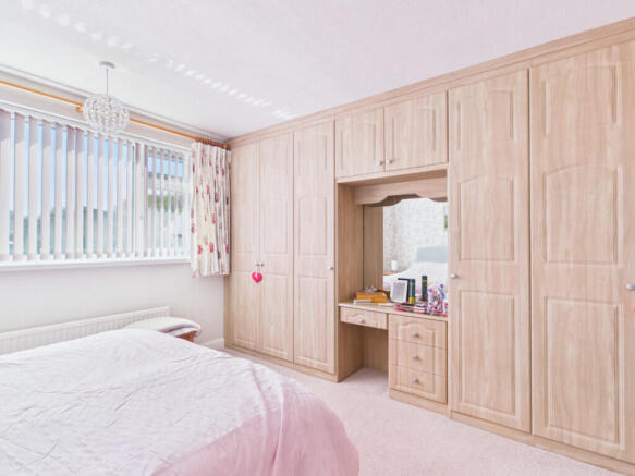 2 bed Detached Bungalow for sale Image 7