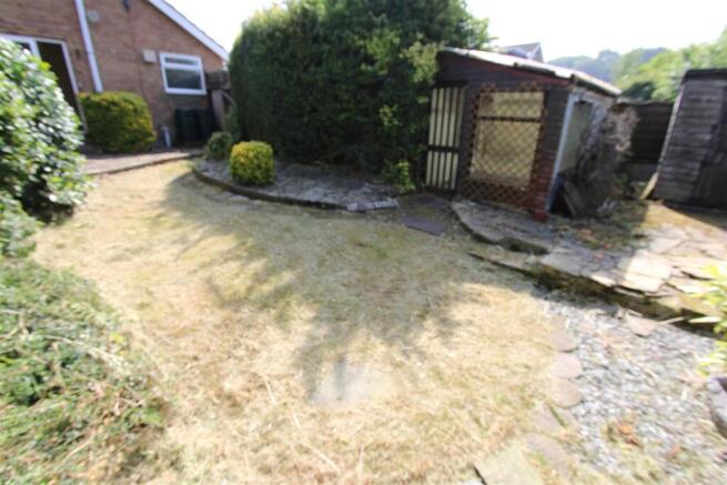 2 bed Semi-Detached for sale Image 10