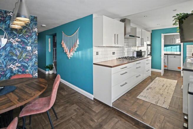 Kitchen / Diner