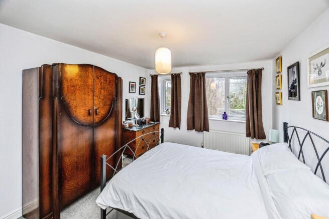 3 bed Semi-Detached for sale Image 12