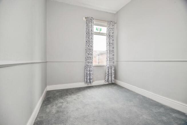 3 bed Terraced for sale Image 12