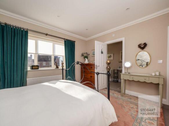 Bedroom To En-Suite