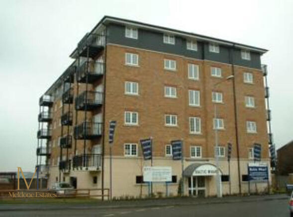 Baltic wharf - Front