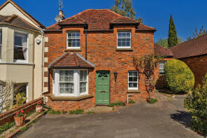 10, Old Mead, Gerrards Cross SL9 0SE