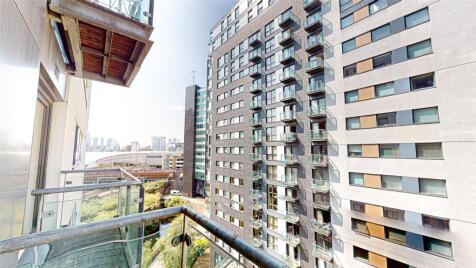 Vallea Court, Manchester, M4