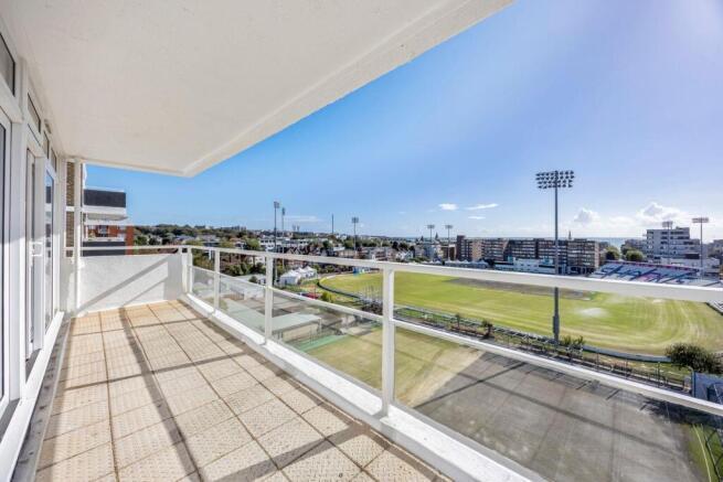 Hovedene 47 BALCONY.jpeg