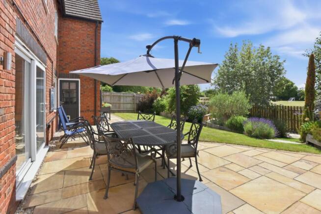 Emmerson Avenue, Stratford-upon-Avon photo 4
