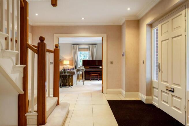 111878_2 Ashwood Place (23)_low.jpg