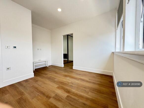 Flat 16