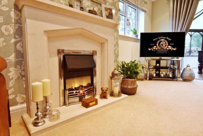 Living Room - Det...