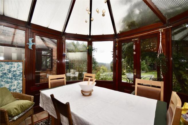 3 bed Semi-Detached for sale Image 11