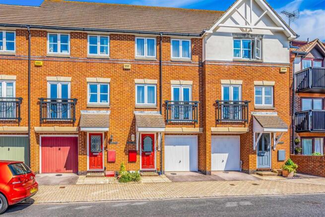 52 Warblington Street, Portsmouth-Small-PorticoMar