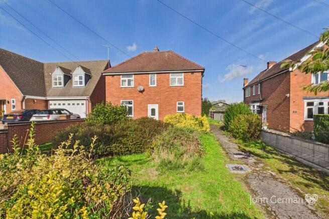 3-bed detached on Bitham Lane, Stretton, £300,000