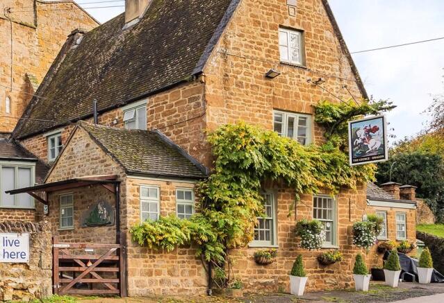 Village Pub