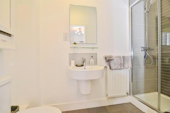 2 bed End of Terrace for sale Image 5