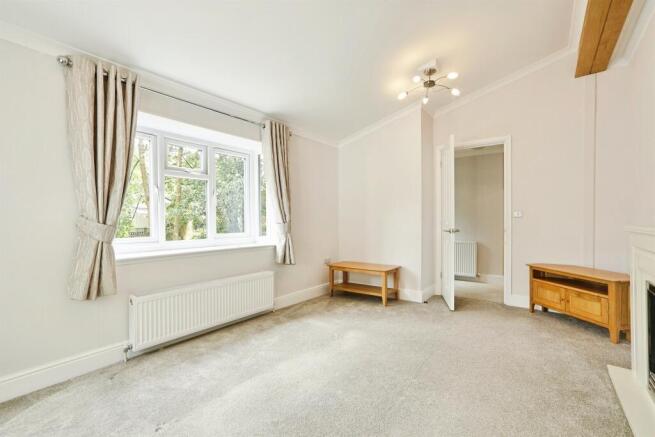 2 bed Park Home for sale Image 6