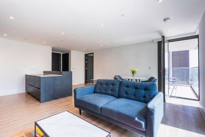 2 bed Apartment for sale Image 9