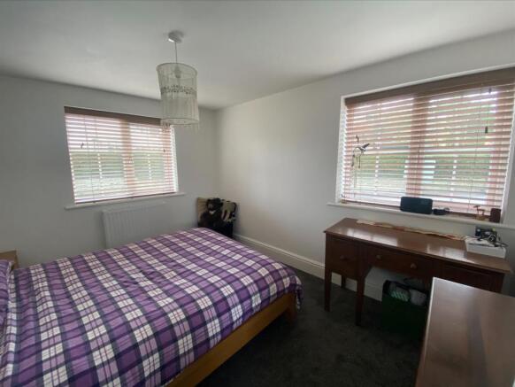 Bedrom 2.jpg