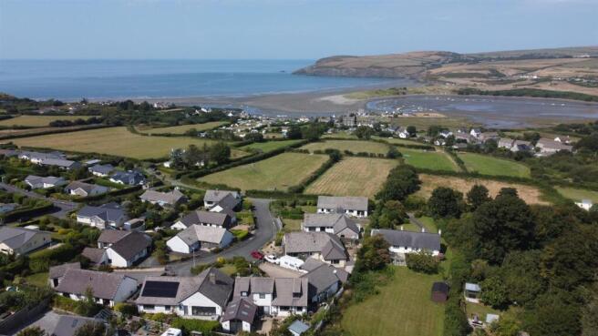 9, Tir Treharne Newport, Pembrokeshire, SA42 0RN 2.jpg