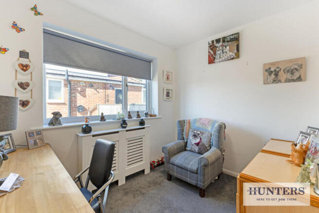 3 bed Semi-Detached Bungalow for sale Image 8