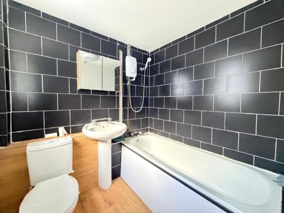 2 bed Terraced for sale Image 9