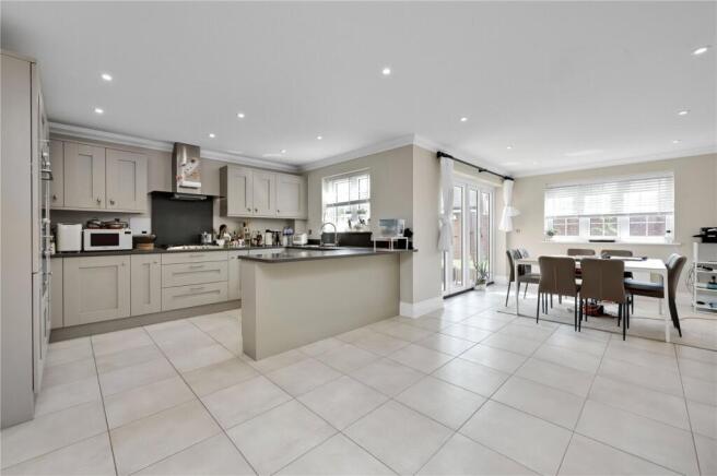Kitchen/Dining