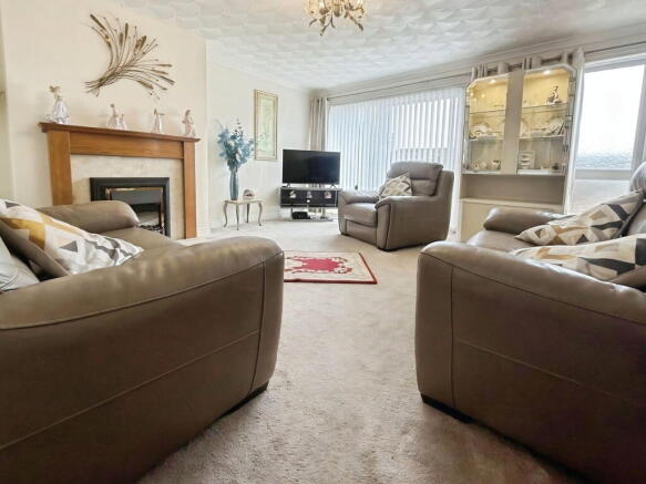 Hollett road, Treboeth, Swansea photo 4