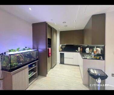 Apartment , Carrara Tower, Bollinder Place, London