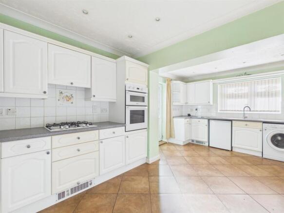 Taverner Road Photos (5).jpg