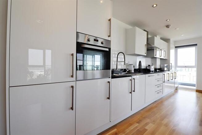 Lounge/Diner/Kitchen