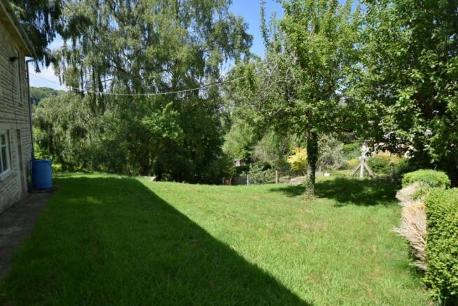 Photo 10