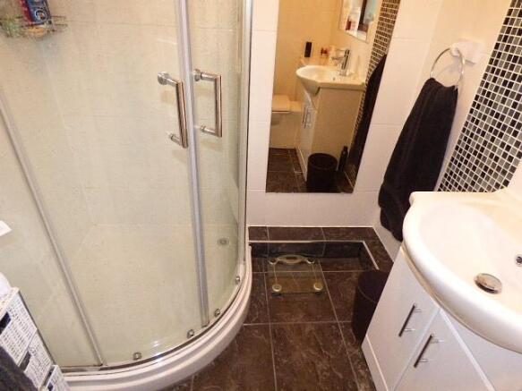 shower room b