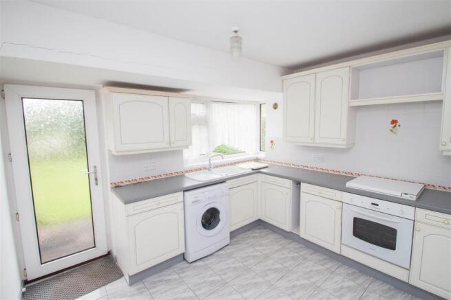 27 Hampson Way 019.j