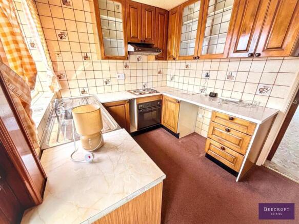 3 bed Semi-Detached Bungalow for sale Image 5