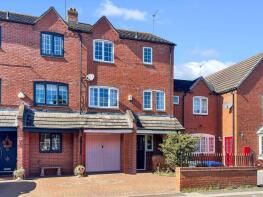 10, Quintonside, Northampton NN4 5AE
