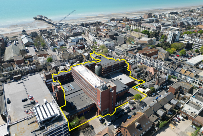 The Guildbourne Centre, Worthing BN11 1LZ