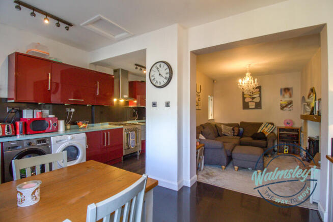 Full width extension_