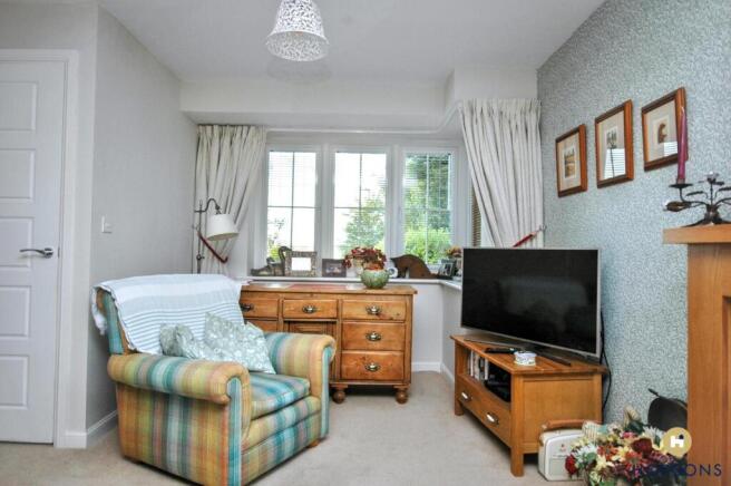 4 bed Detached for sale Image 4