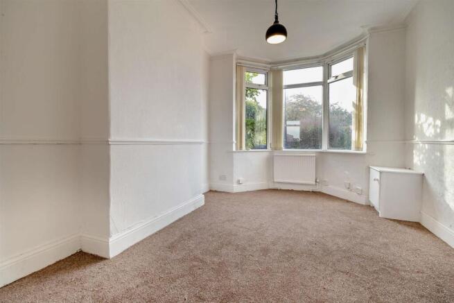 8709502-interior01-800.jpg