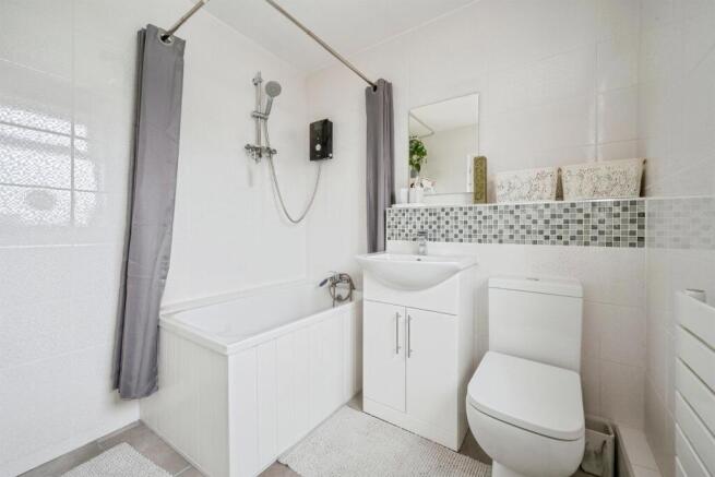 2 bed Semi-Detached for sale Image 9