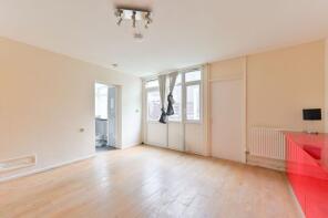 Flat 34, Aberfeldy House Brandon Estate, John Ruskin Street, London SE5 0XQ