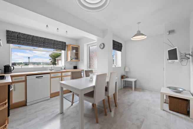 2 bed Semi-Detached for sale Image 4