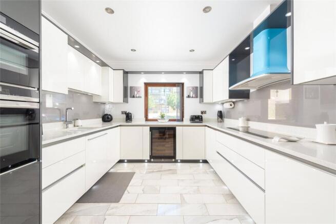 Woodward Place, Loughton Lodge, Milton Keynes, Buckinghamshire, MK8 photo 2