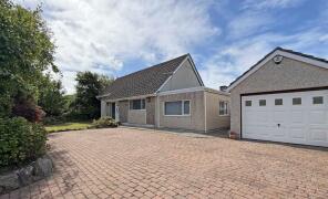 Tegfan, Holyhead Road, Caergeiliog, Holyhead LL65 3YE