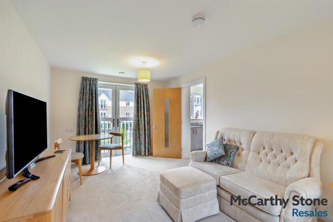 1 bed Apartment for sale Image 11