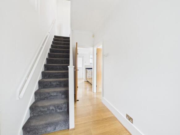 3 bed Terraced for sale Image 8